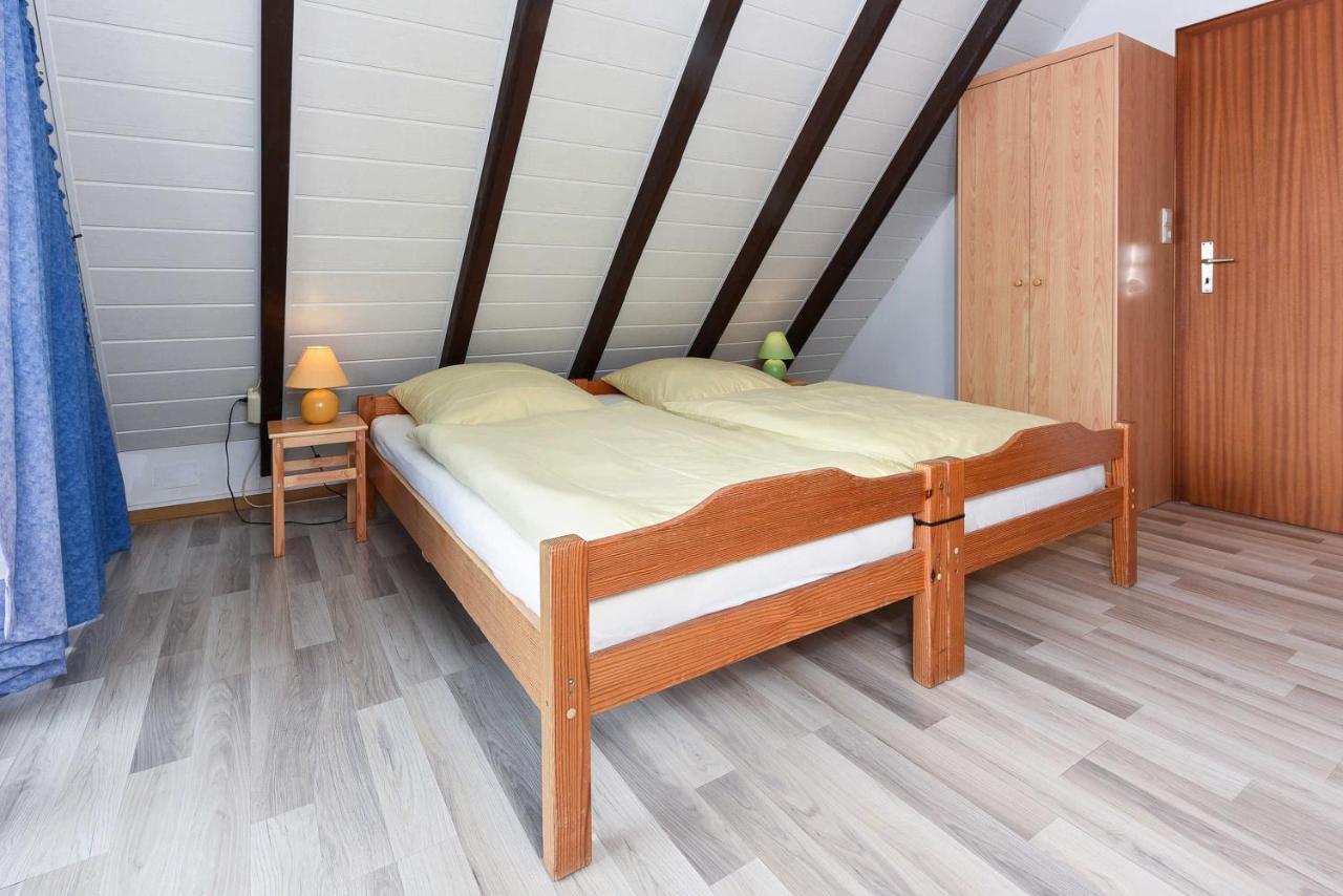 Ferienhaus Leuchtturm Бензерзил Стая снимка